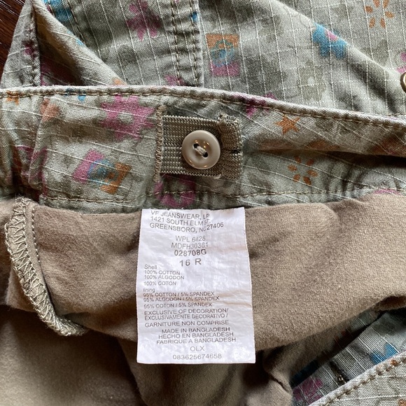 Green floral cargo mini skirt skort with shorts size 16R - Picture 7 of 10